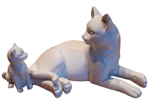 Фигура декоративная Кошка с котенком (белый глянец) L17W9H9 см - фото 185678