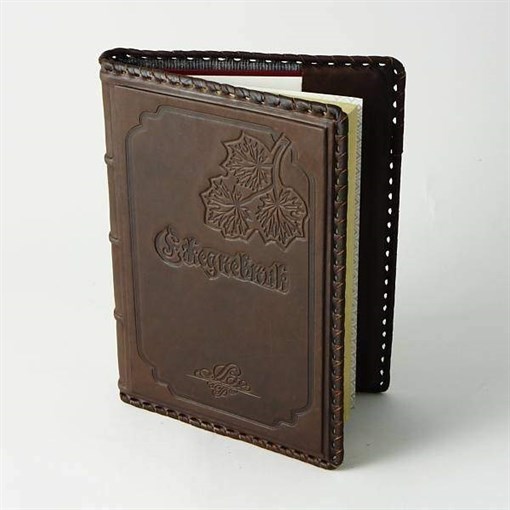 Ежедневник большой Кленовые листья ВЕБ-16-G - фото 186541