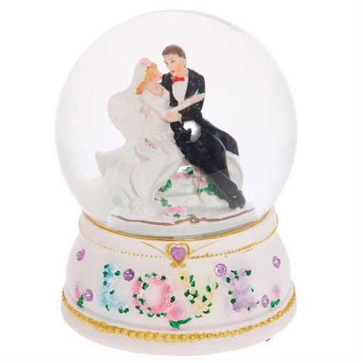 Фигурка декоративная в стеклянном шаре "Жених и невеста" с подсветкой Н13 см 632609 - фото 253047