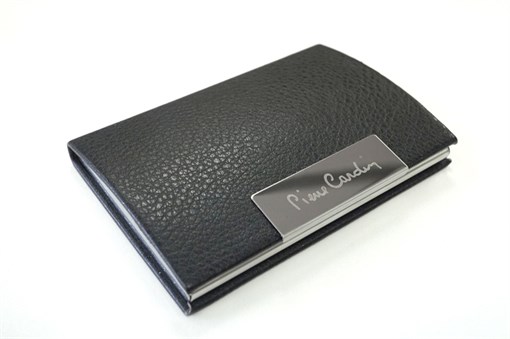 Визитница Pierre Cardin. Корпус - иск.кожа. Размер 9,6 х 6,4 х 1,3 см. Цвет - черный. - фото 255707