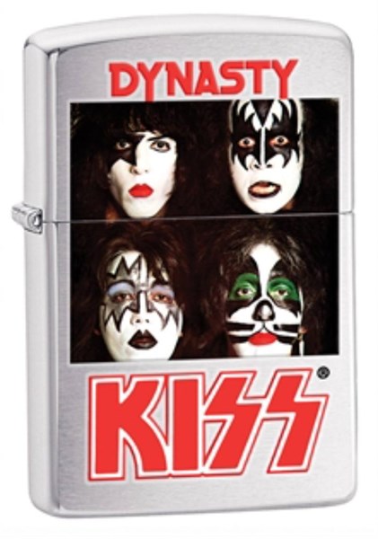 Широкая зажигалка Zippo Kiss 28019 - фото 281980