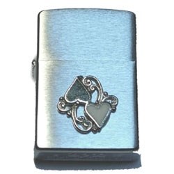 Широкая зажигалка Zippo Hearts 20515 - фото 282480