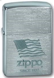 Широкая зажигалка Zippo Zippo Flag 200 - фото 282555