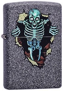 Широкая зажигалка Zippo Skull wall 211 - фото 282717