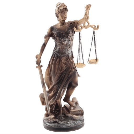 Фигурка декоративная "Фемида", L19 W16 H31 см - фото 390136