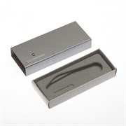 Коробка для ножей VICTORINOX 84 мм толщиной 1-2 уровня, картонная, серебристая