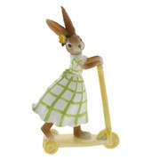 Фигурка декоративная "Зайчиха на самокате",  L10 W5 H17 см