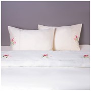 Кпб евро"тюльпаны",х/б100%,шамп, сатин,под200х220-1шт,пр240х240-1шт, нав50х70-2шт