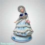 Статуэтка музыкальная "Девушка с розовой сумочкой", h=18 см