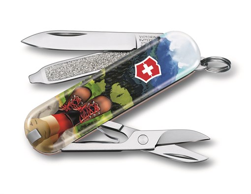 Нож-брелок VICTORINOX Classic "I Love Hiking", 58 мм, 7 функций - фото 355672